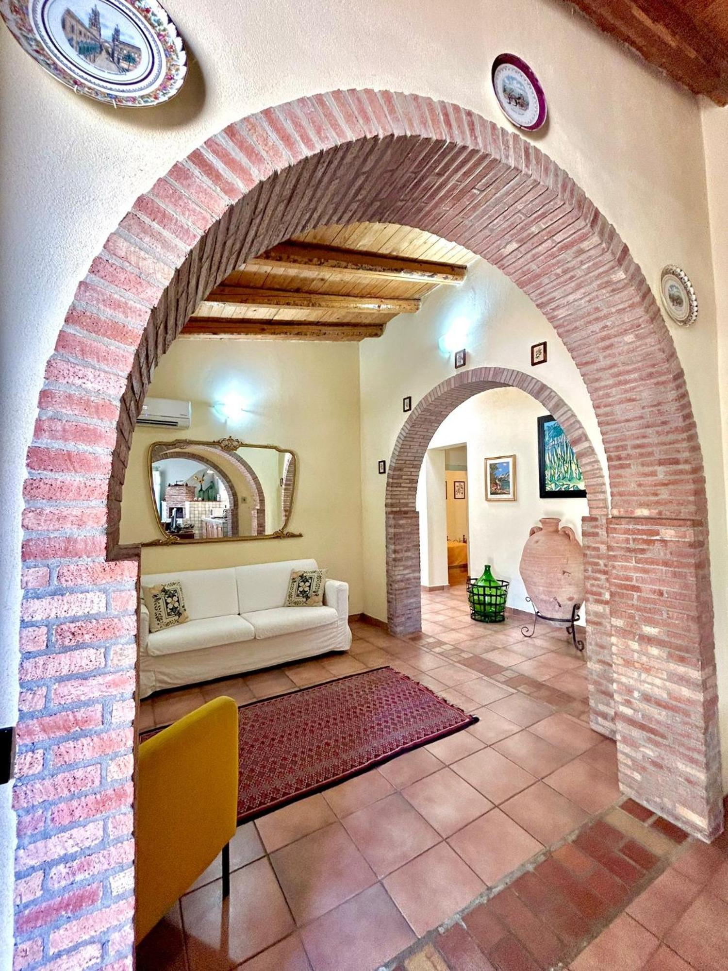 Case Di Loco Castro Agnone Bagni Exterior foto